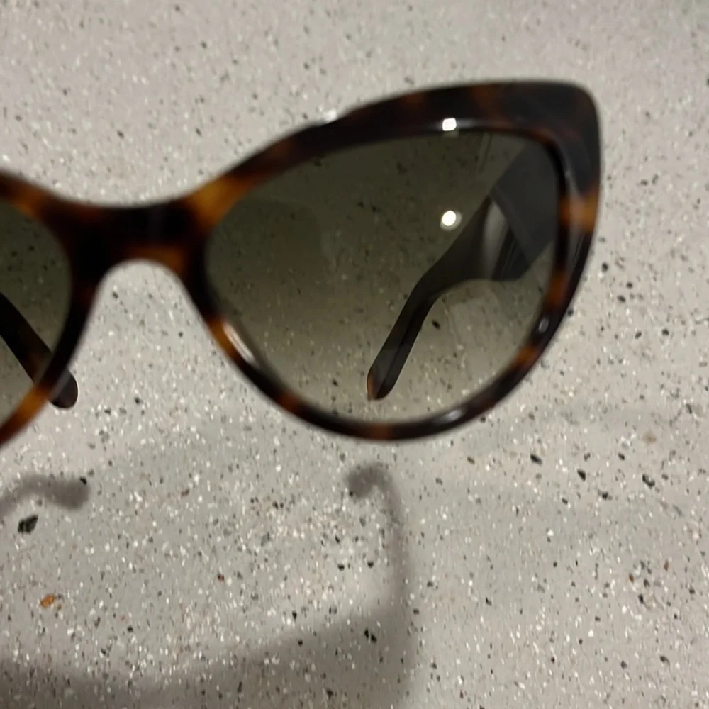 SALVATORE FERRAGAMO MARCHON CAT EYE SUNGLASSES FAUX TORTOISE SHELL NEW WITH CASE